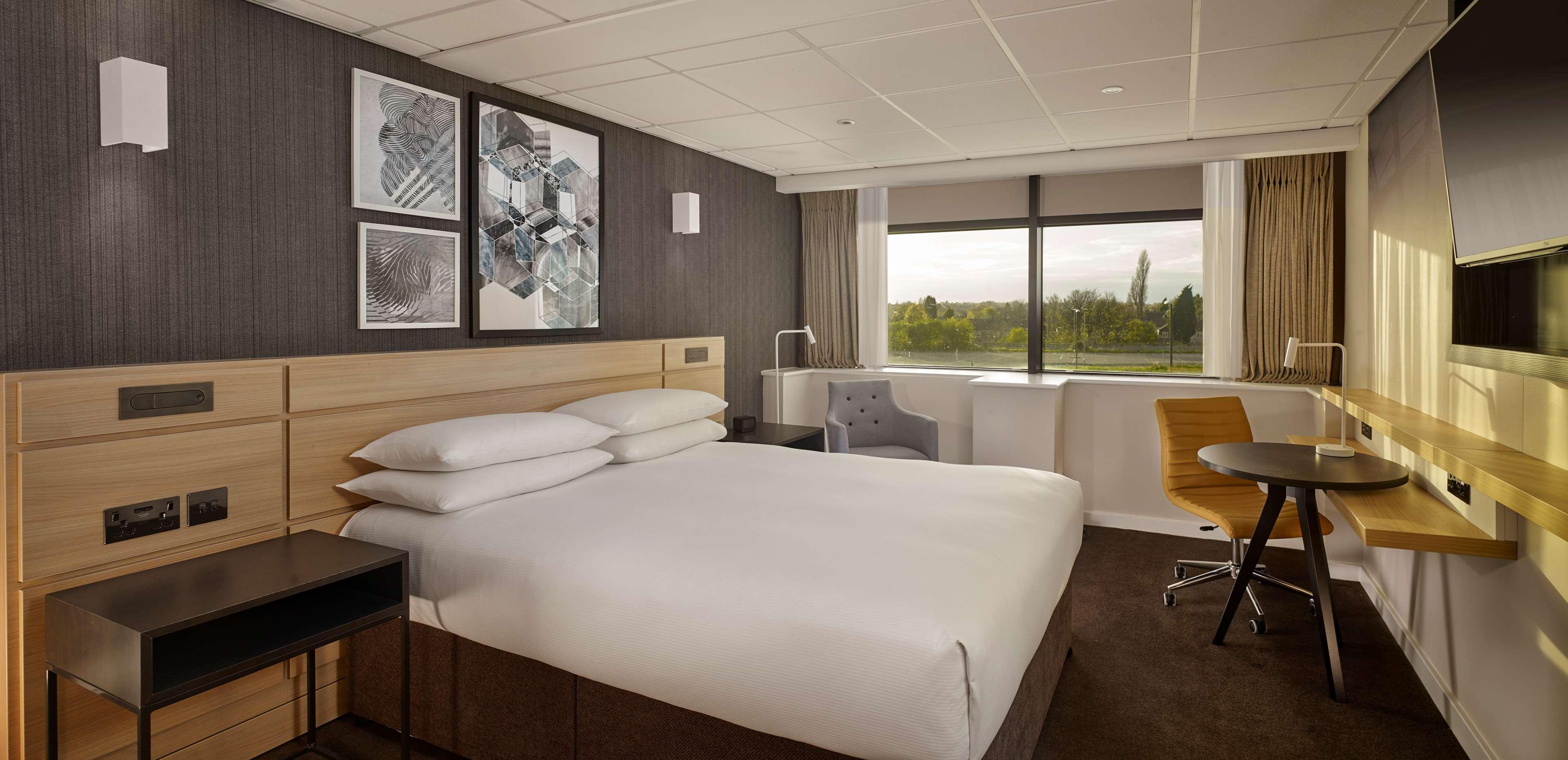 Hotel Doubletree By Hilton Coventry Building Society Arena Esterno foto