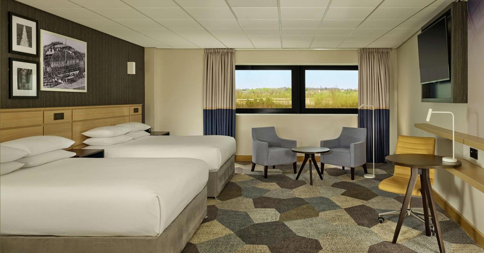 Hotel Doubletree By Hilton Coventry Building Society Arena Esterno foto